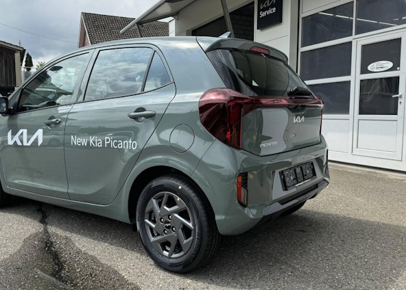 Vehicle image 11 Vehicle image 11