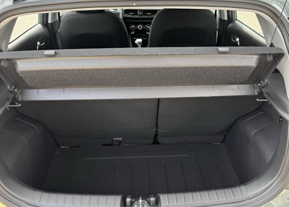 Vehicle image 12 Vehicle image 12