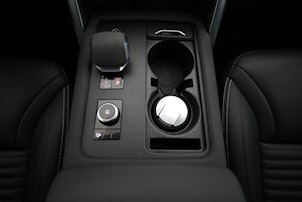 Vehicle image LAND ROVER Discovery 2.0 I4 S