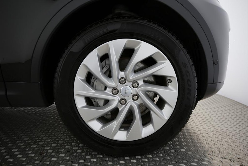 Vehicle image LAND ROVER DISCOVERY