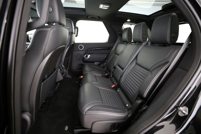 Vehicle image LAND ROVER DISCOVERY