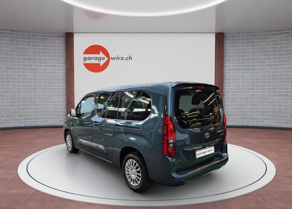 Vehicle image 2 Vehicle image 2