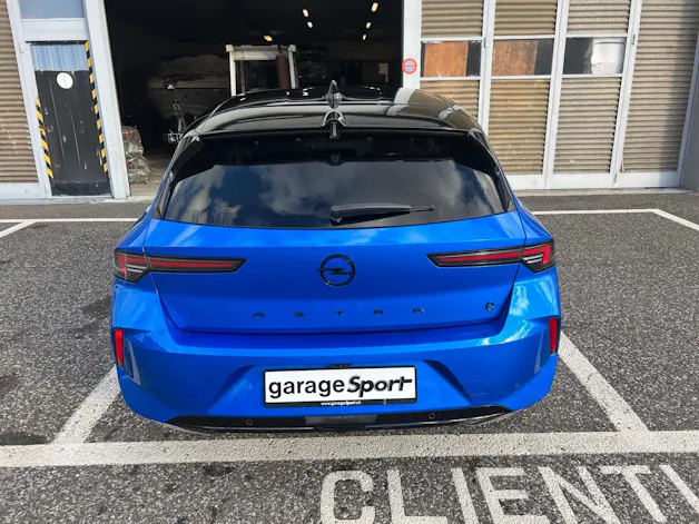 Opel Astra-e Swiss Plus