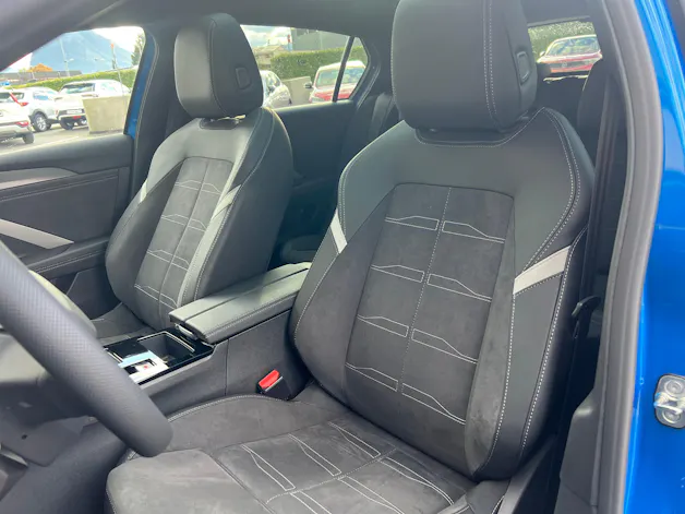 Opel Astra-e Swiss Plus