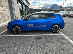 Opel Astra-e Swiss Plus