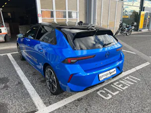 Opel Astra-e Swiss Plus