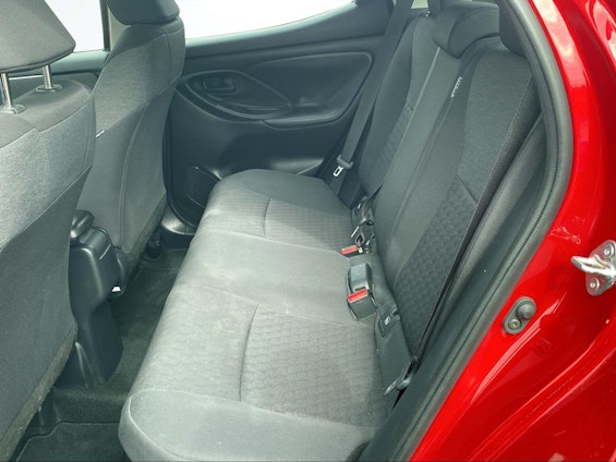Vehicle image 6