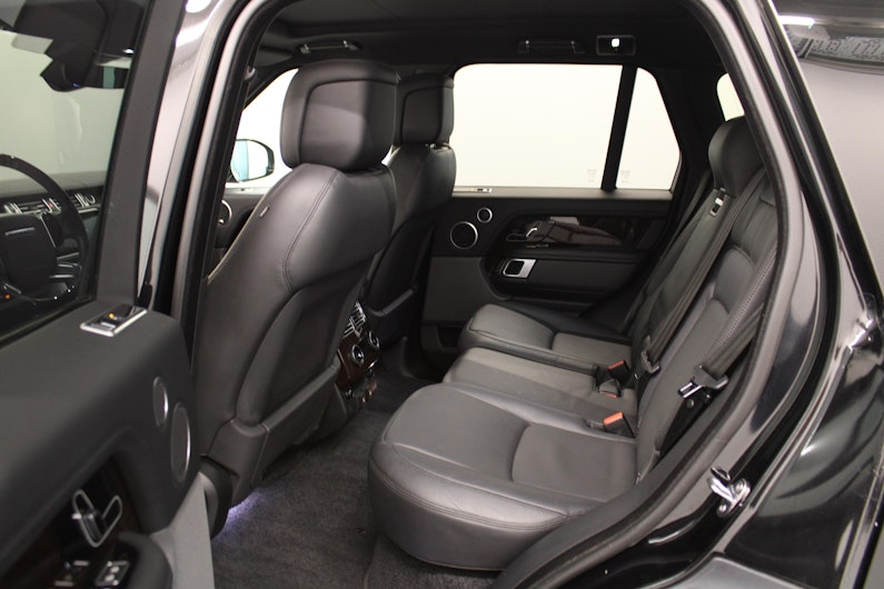 Vehicle image LAND ROVER RANGE ROVER