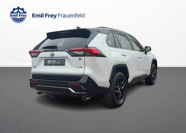 Vehicle image 4 Vehicle image 4