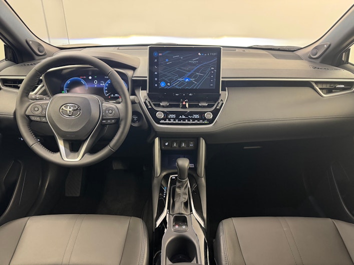 Vehicle image TOYOTA COROLLA CROSS