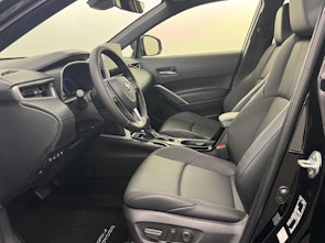 Vehicle image TOYOTA Corolla Cross 2.0 HSD Premium AWD-i