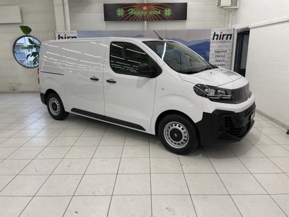 First vehicle image