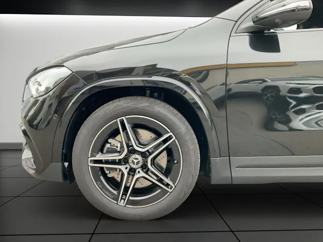 Mercedes-Benz GLA 250 4MATIC Swiss Star AMG Line