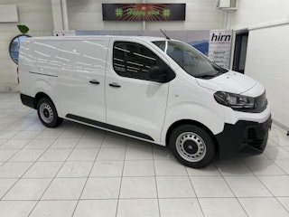 Vehicle image OPEL VIVARO