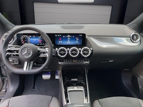 Vehicle image MERCEDES-BENZ GLA 220 d 4MATIC Swiss Star AMG Line
