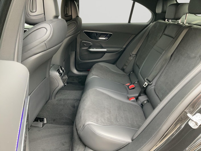 Vehicle image MERCEDES-BENZ C 220