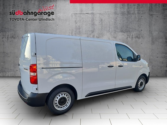 Vehicle image 11 Vehicle image 11