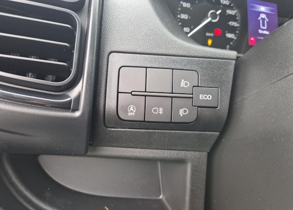 Vehicle image 16 Vehicle image 16