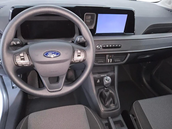 Fahrzeugbild FORD E-C5 AIRCROSS ELEKTRO PLUS