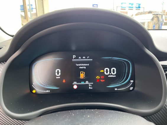 Vehicle image 15 Vehicle image 15