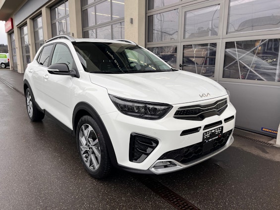 Vehicle image 3 Vehicle image 3