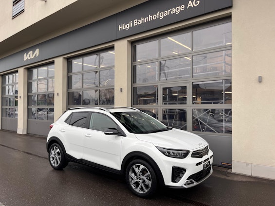 First vehicle image First vehicle image