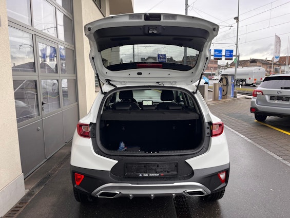 Vehicle image 11 Vehicle image 11