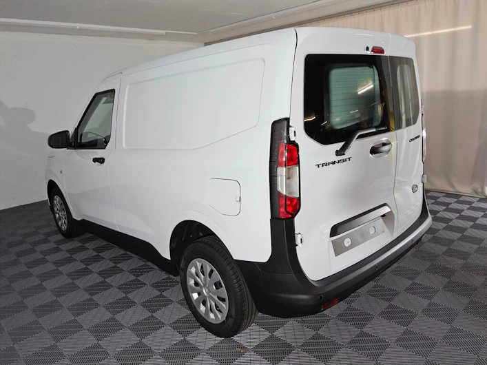 Fahrzeugbild FORD E-C5 AIRCROSS ELEKTRO PLUS