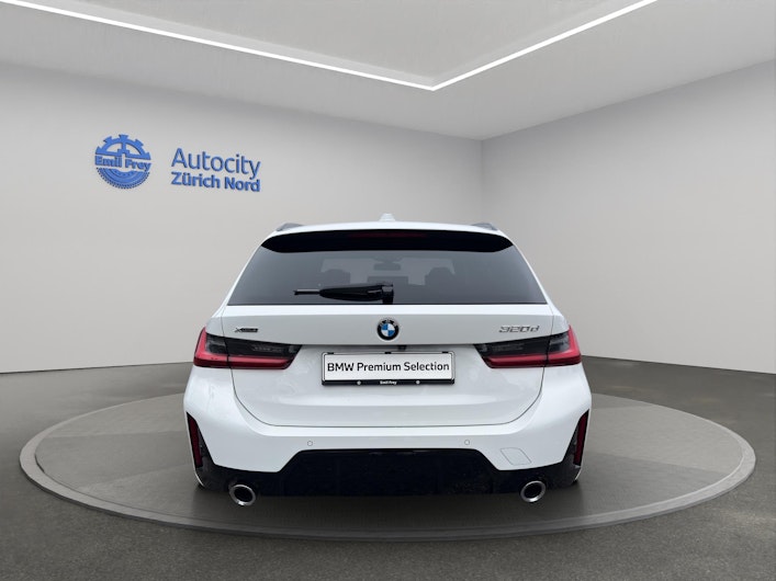 Vehicle image BMW 3 SERIES