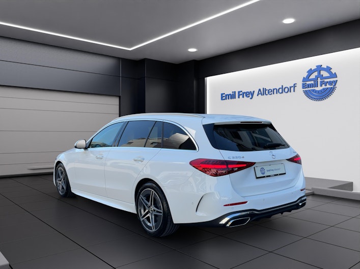 Vehicle image MERCEDES-BENZ C 220