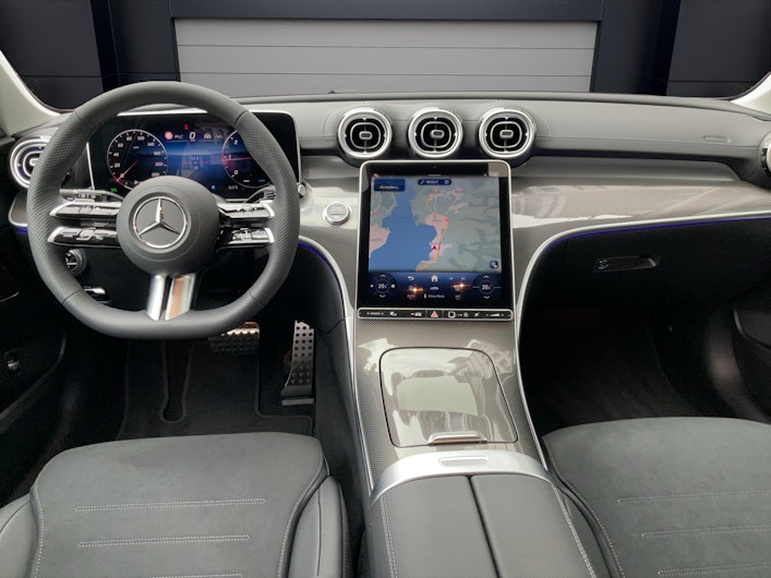 Vehicle image MERCEDES-BENZ C 220