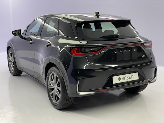 Vehicle image 4 Vehicle image 4