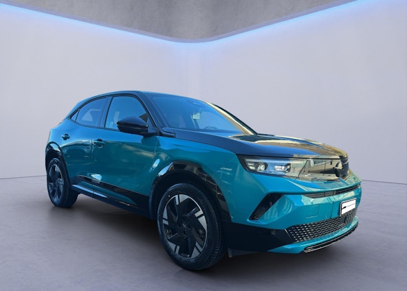 First vehicle image First vehicle image