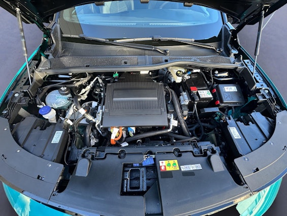 Vehicle image 12 Vehicle image 12