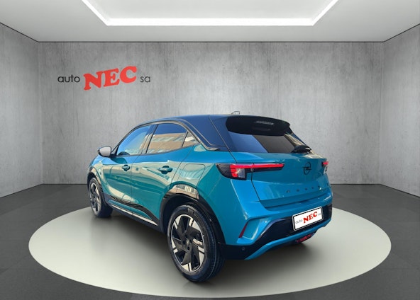 Vehicle image 4 Vehicle image 4