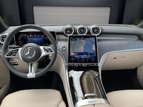 Vehicle image MERCEDES-BENZ GLC 400 e  EQ Star Avantgarde 4matic
