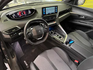 Peugeot 5008 1.2 Hybrid Allure Pack