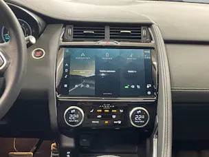 Jaguar E-Pace 1.5 T 300e R-Dynamic SE AWD (Plug-in Hybrid)