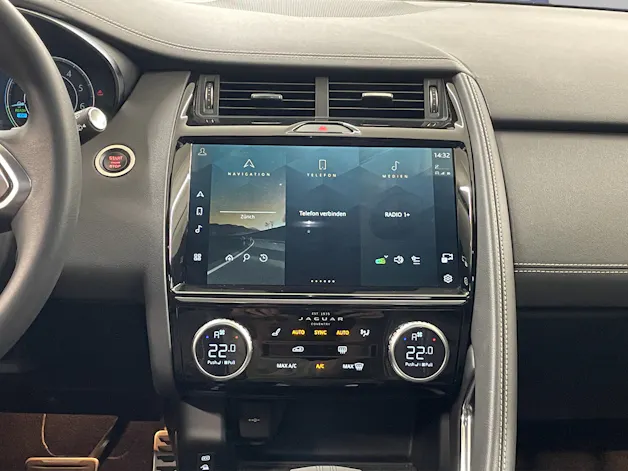 Jaguar E-Pace 1.5 T 300e R-Dynamic SE AWD (Plug-in Hybrid)