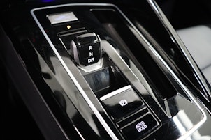 Vehicle image VW Golf VIII 2.0 TSI R Performance DSG 4motion