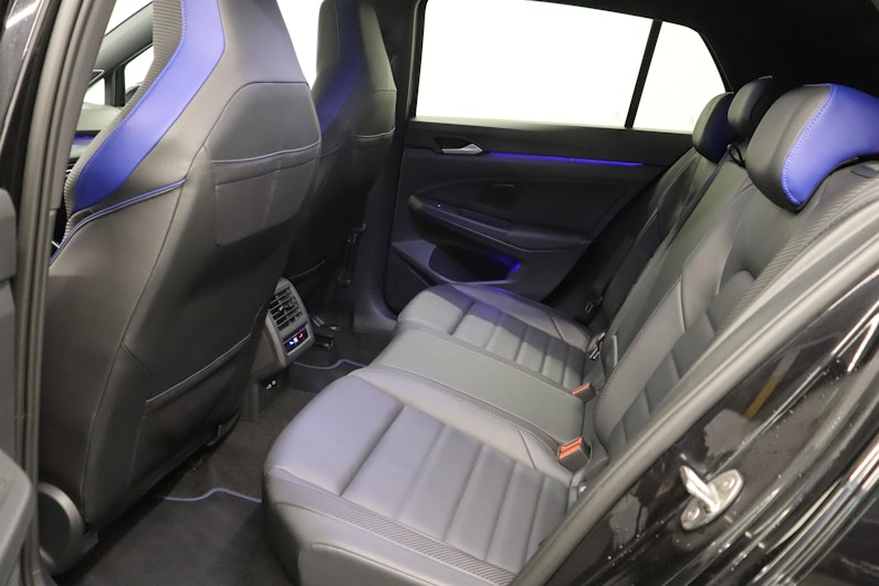 Vehicle image VW GOLF