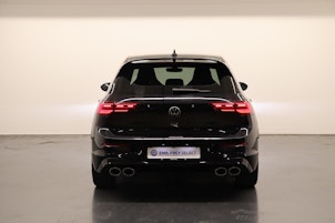 Vehicle image VW Golf VIII 2.0 TSI R Performance DSG 4motion