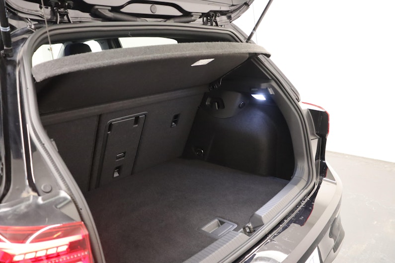 Vehicle image VW GOLF