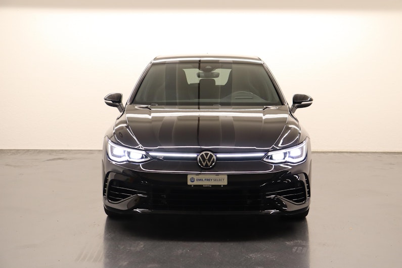 Vehicle image VW GOLF