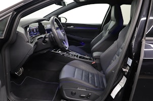 Vehicle image VW Golf VIII 2.0 TSI R Performance DSG 4motion