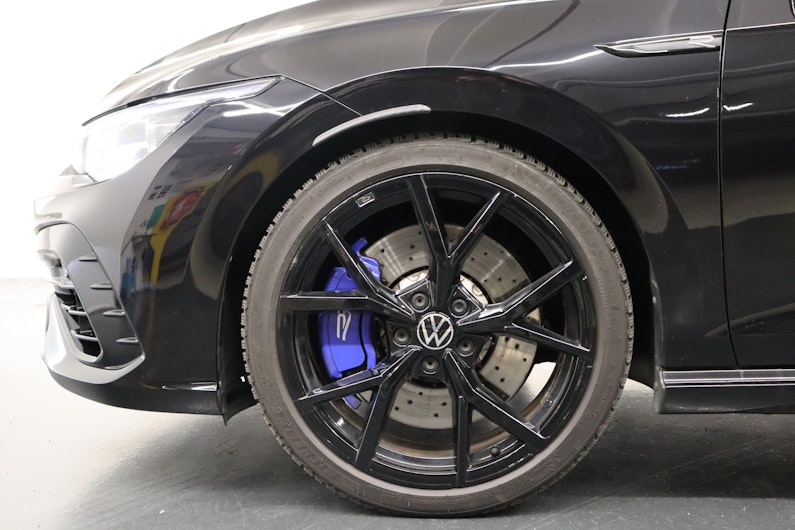 Vehicle image VW GOLF