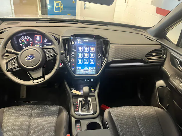 Subaru Forester Station 2.0i e-Boxer Swiss Plus