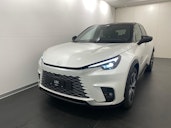 First vehicle image