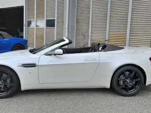 Aston Martin V8 Vantage Roadster 4.3