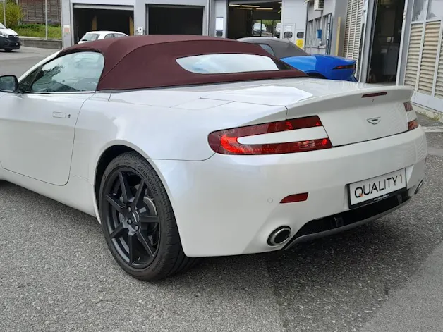 Aston Martin V8 Vantage Roadster 4.3